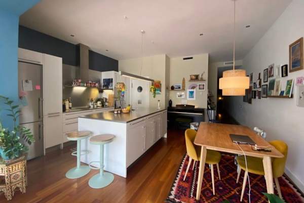 House sit in Barcelona, Spain