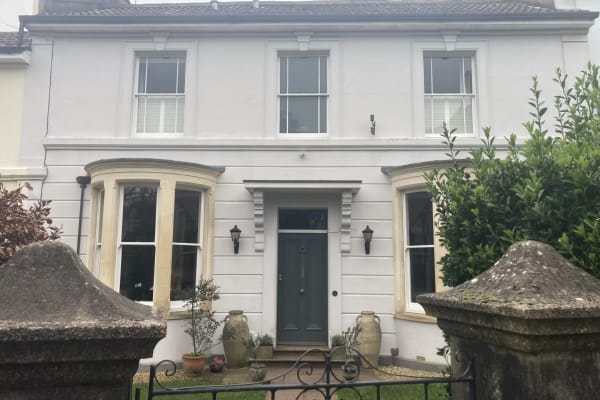 House sit in Bristol, United Kingdom