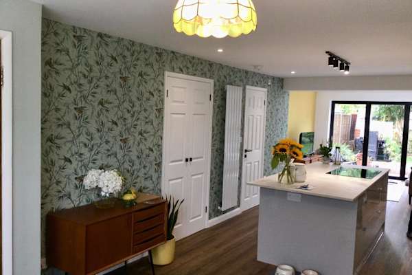 House sit in Woking, United Kingdom