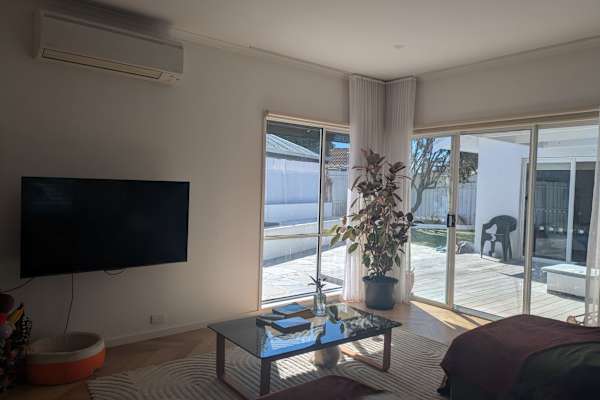 House sit in Geelong, VIC, Australia