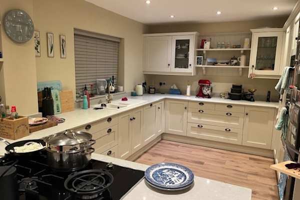 House sit in Great Bedwyn, United Kingdom