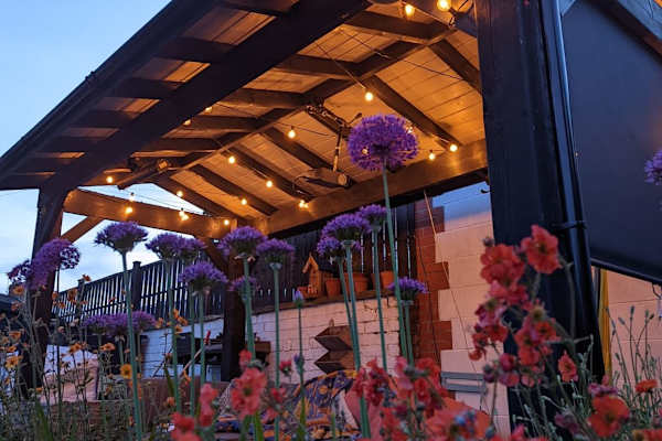 House sit in Leeds, United Kingdom