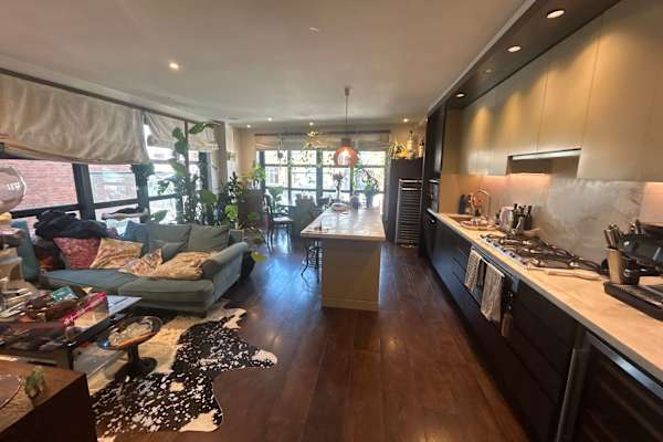 House sit in Wandsworth, United Kingdom