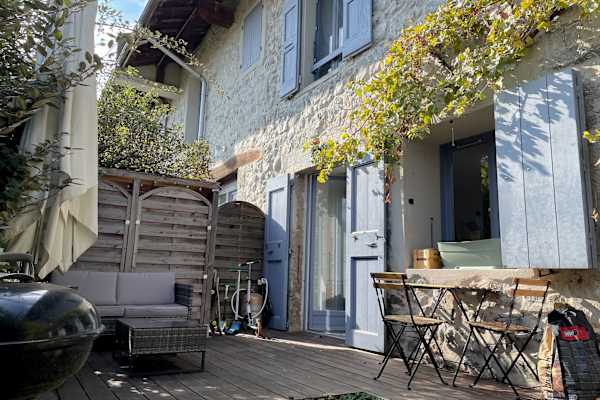 House sit in Grenoble, France