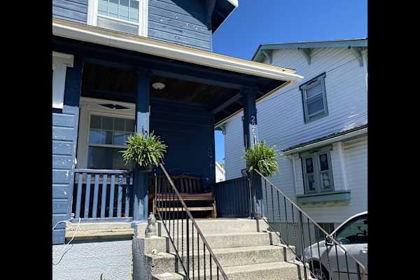 House sit in Quincy, MA, US