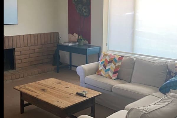 House sit in Novato, CA, US