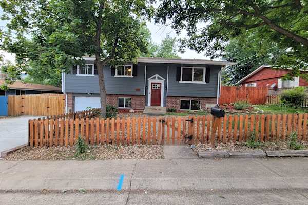 House sit in Golden, CO, US