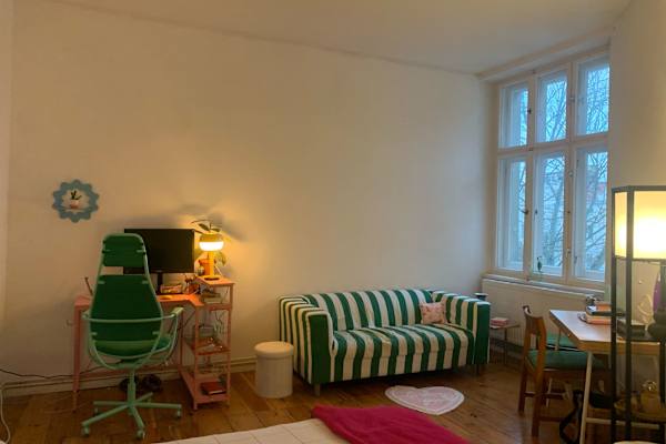 House sit in Berlin, Germany