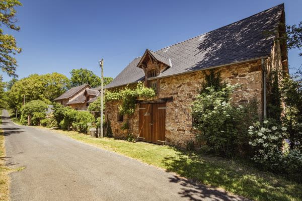 House sit in Château-Chervix, France