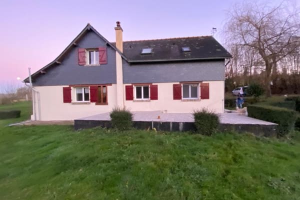 House sit in Camembert, France