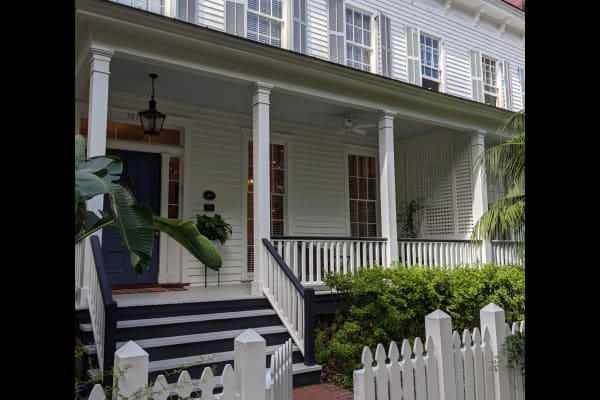 House sit in Savannah, GA, US