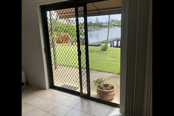 House sit in Gold Coast, QLD, Australia