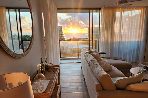 House sit in Burleigh Heads, QLD, Australia