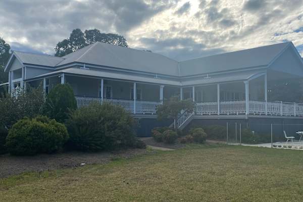 House sit in Clifton, QLD, Australia