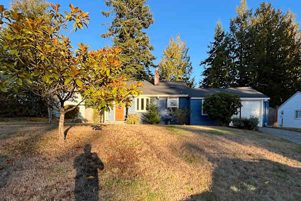 House sit in Shoreline, WA, US