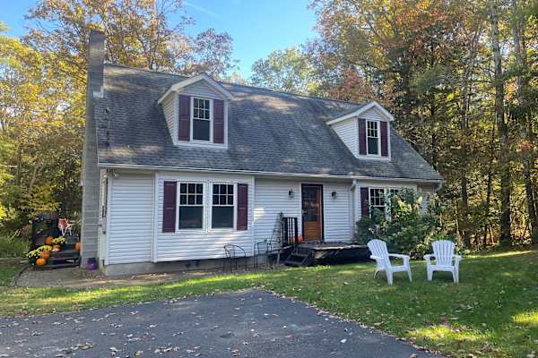 House sit in Kingston, NY, US