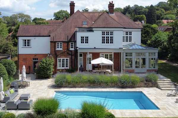 House sit in Oxted, United Kingdom