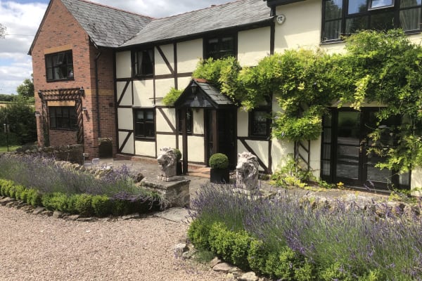 House sit in Great Malvern, United Kingdom