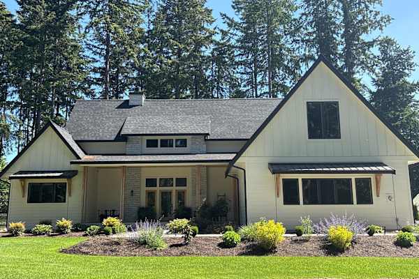 House sit in Fife Heights, WA, US