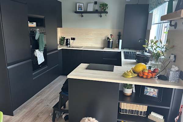 House sit in Carluke, United Kingdom
