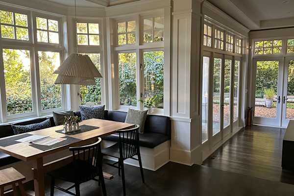 House sit in North Vancouver, BC, Canada