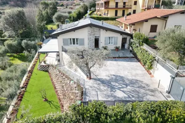 House sit in Padenghe sul Garda, Italy