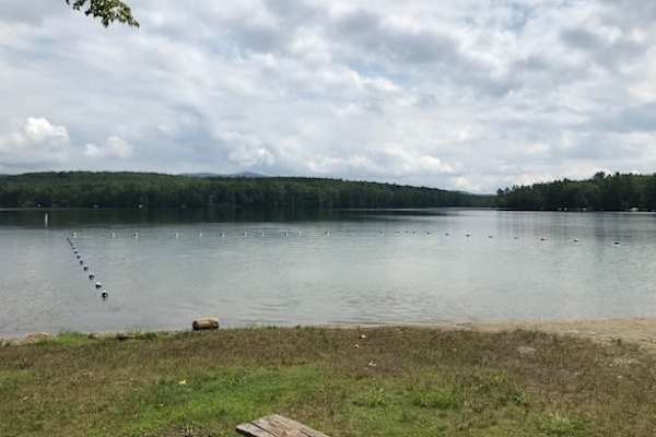 House sit in Canaan, NH, US