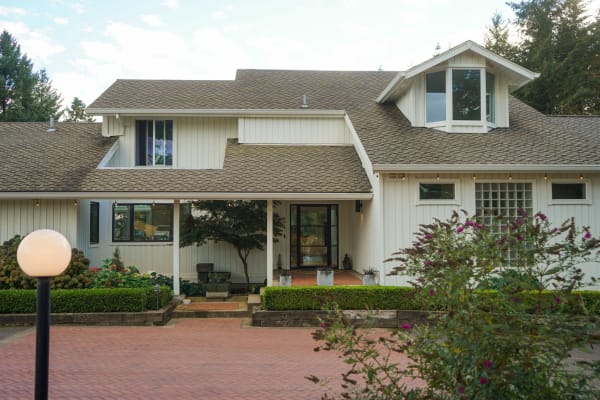 House sit in Hillsboro, OR, US