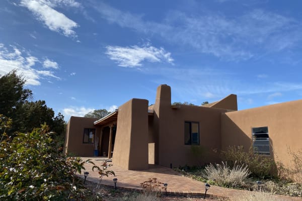 House sit in Santa Fe, NM, US