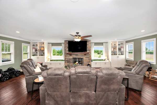 House sit in Rogersville, AL, US