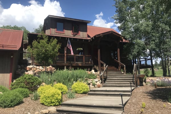 House sit in Evergreen, CO, US