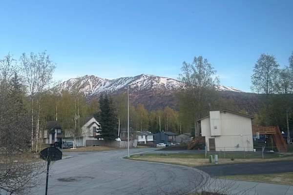 House sit in Eagle River, AK, US
