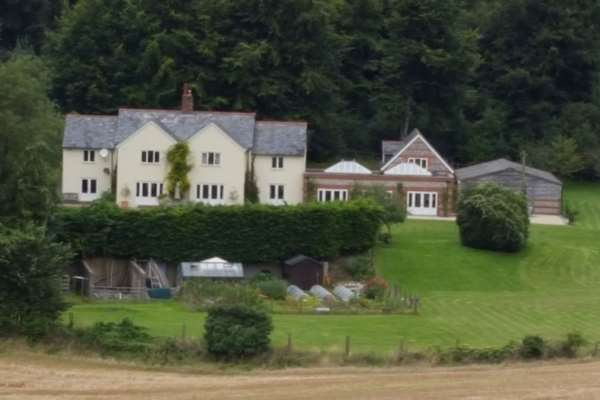 House sit in Blandford Forum, United Kingdom