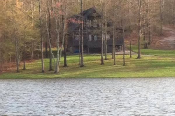 House sit in Spencer, TN, US