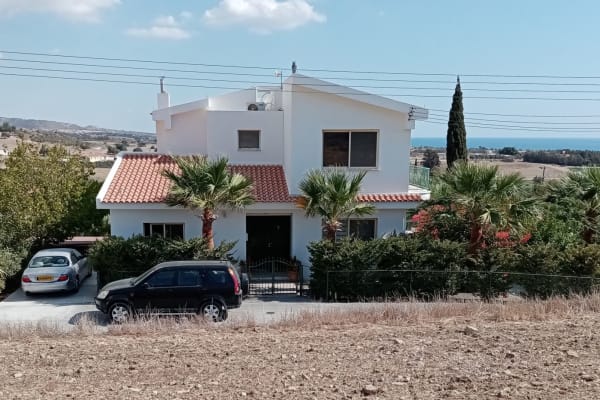 House sit in Maróni, Cyprus