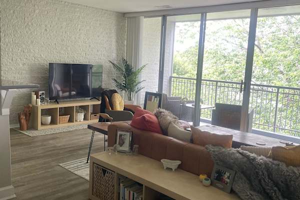 House sit in Annapolis, MD, US