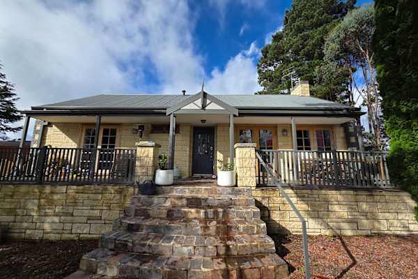 House sit in Katoomba, NSW, Australia