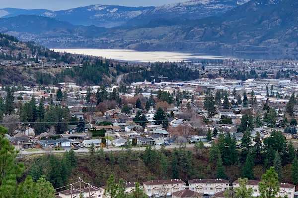 House sit in Penticton, BC, Canada