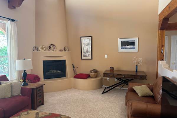 House sit in Corrales, NM, US
