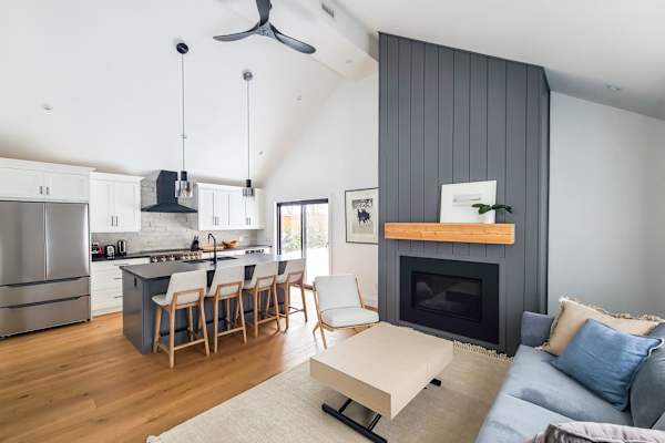 House sit in Creemore, ON, Canada