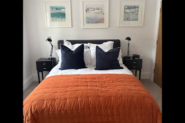 House sit in Reigate, United Kingdom