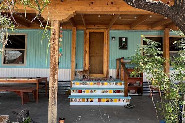 House sit in Truth or Consequences, NM, US