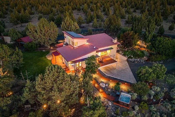 House sit in Bend, OR, US