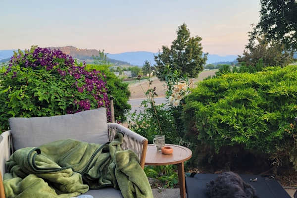 House sit in Kelowna, BC, Canada