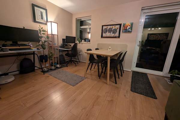 House sit in Pinner, United Kingdom