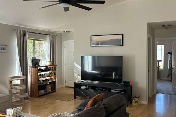 House sit in Phoenix, AZ, US