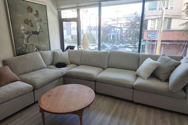 House sit in Seattle, WA, US