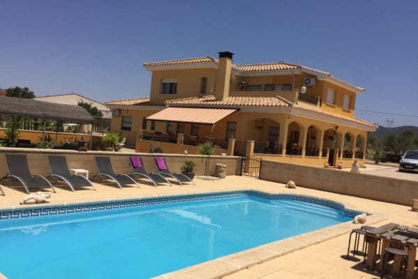 House sit in Biar, Spain