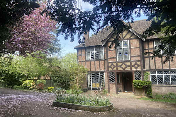 House sit in Chesham, United Kingdom