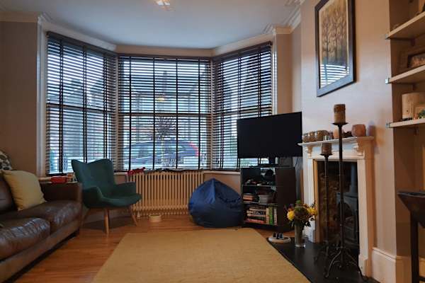 House sit in London, United Kingdom